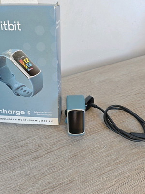 Fitbit Charge 5 σαν καινούργιο smartwatch με κουτί και φορτιστή