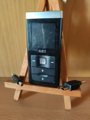 MP4 player AIRIS by ZIGNA design μεταχειρισμένο, μοντέλο N0043 2007