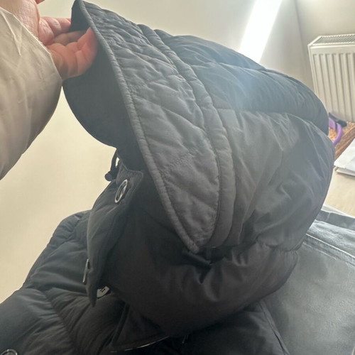 Burberry μπουφάν puffer μεσαίου μήκους σαν καινούργιο, μαύρο