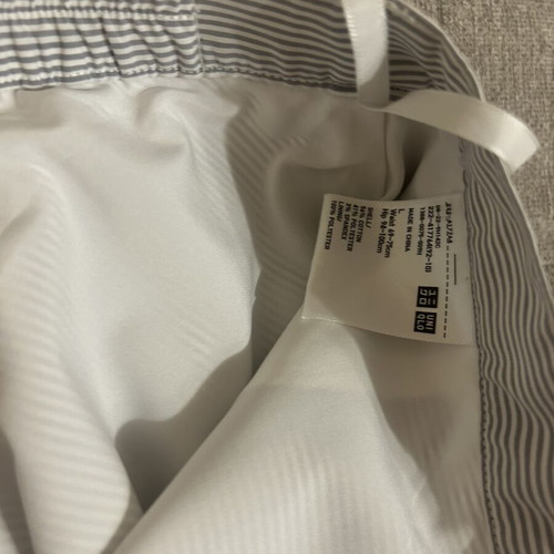 Uniqlo long skirt with pockets, lightweight