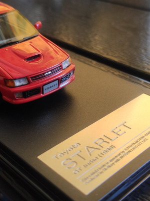 Toyota Starlet GT Turbo μοντέλο κλίμακας 1/43 καινούργιο, κόκκινο με ζάντες Oz Superleggera