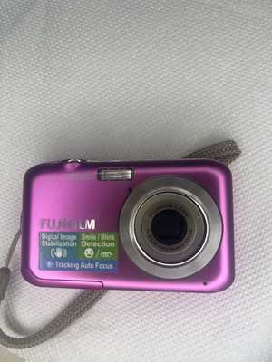 Fujifilm FinePix JV250 16MP digital camera used, pink