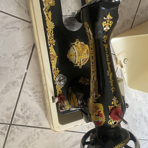 Mercedes antique sewing machine new