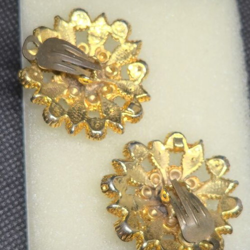 Vintage gold earrings with white and black crystals clip-on, like new