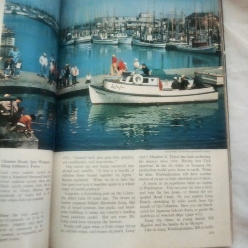 National Geographic Magazine April 1960 vintage, excellent condition