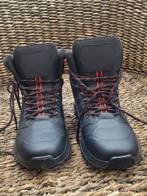 Quechua waterproof men's boots size 46