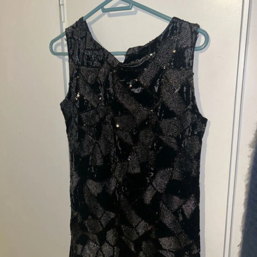 Cocktail short dress with shiny gemstones size M like new, black and silver