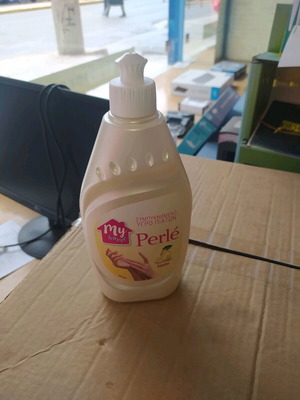 Υγρό πιάτων Perlé λεμόνι καινούργιο