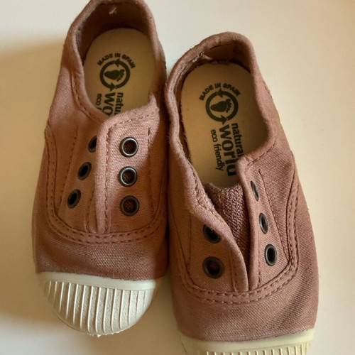 Canvas unisex kids shoes new, size 23, beige brown