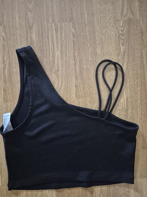 Top black like new