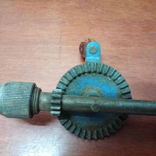 Hand drill vintage used in very good condition