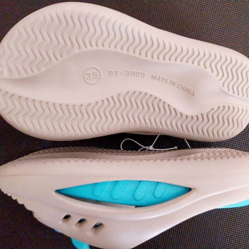 Shark slippers new, size 35, gray and turquoise