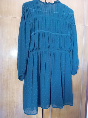Green dress like new