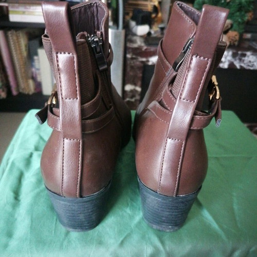 Zapatos women's ankle boots like new, brown, size 40