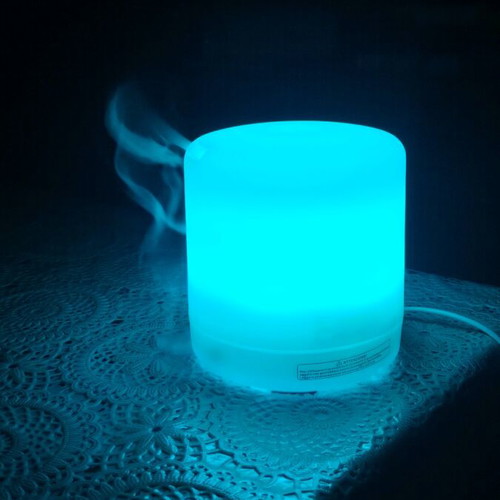 Aroma diffuser used with light and 2 aroma oils Bergamot and Grapefruit