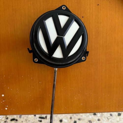 Volkswagen Golf 7 trunk port switch/button like new