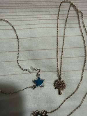 Silver necklace and bracelet like new