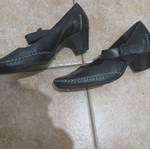 Clarks black leather women's heels size 39