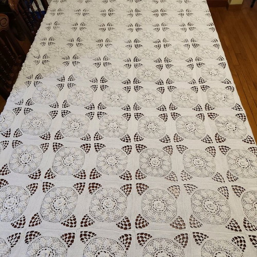 Knitted handmade blanket 160 * 210 like new