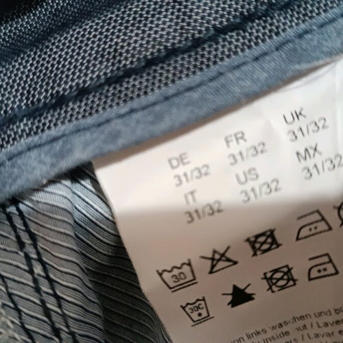 Boss men's pants gray size 31/32