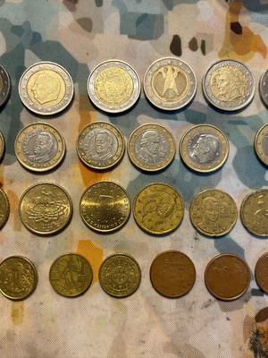 Νομίσματα ευρώ συλλεκτικά μεταχειρισμένα από διάφορες χώρες