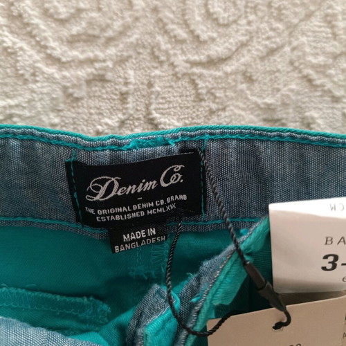 Baby shorts new, size 3-6 months with tag
