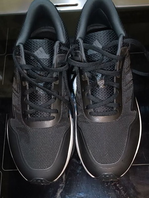 Adidas ZNCHILL LIGHTMOTION+ sneakers νούμερο 46 2/3 σαν καινούργια, μαύρα και άσπρα