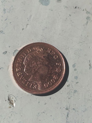 Great Britain One Penny 2000 Coin used