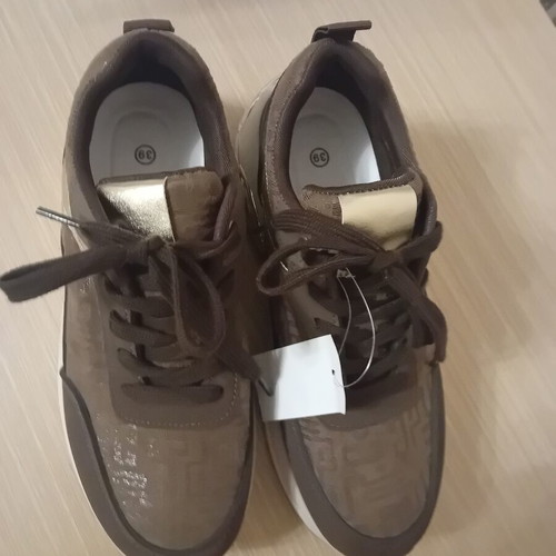 Women's athletic shoes, beige and brown, size 39