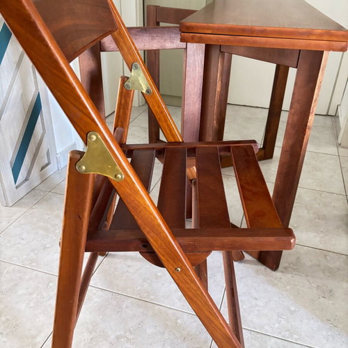 Wooden Folding Dining Table with 4 Folding Chairs Smart Space like new