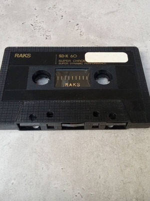 Колекционерска хромирана касета RAKS SD X 60 от 1980-1990 г. употребявана