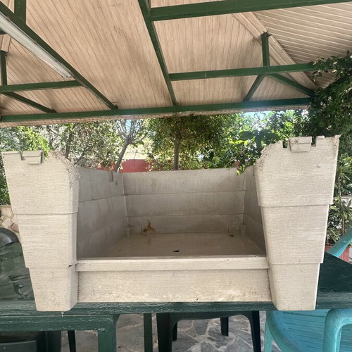 Dog house used with missing front side and durable dog bed