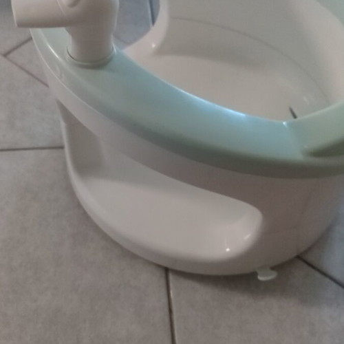 Bebe Jou Bath Seat with Water Toy like new