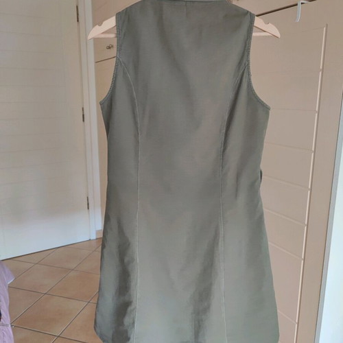 Vero Moda sleeveless dress like new, khaki with collar and fabric belt