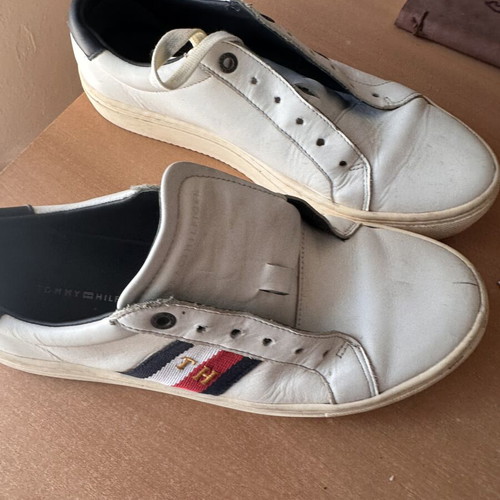 Tommy Hilfiger athletic shoes unisex size 40 used white