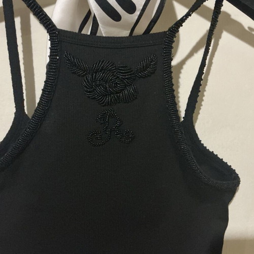 Rodo top embroidered black rib size M like new