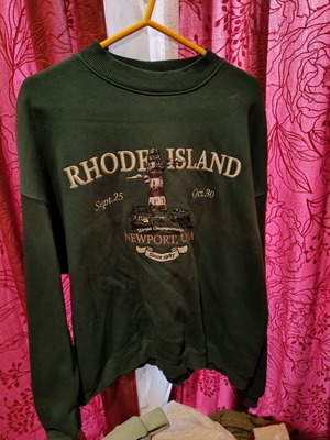 Bershka sweatshirt size M like new