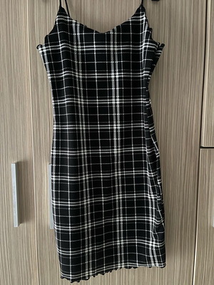 Mini dress Shein black size S unused