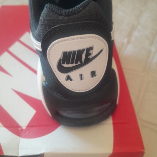 Nike Air Max Ivo new black and white shoes size 39