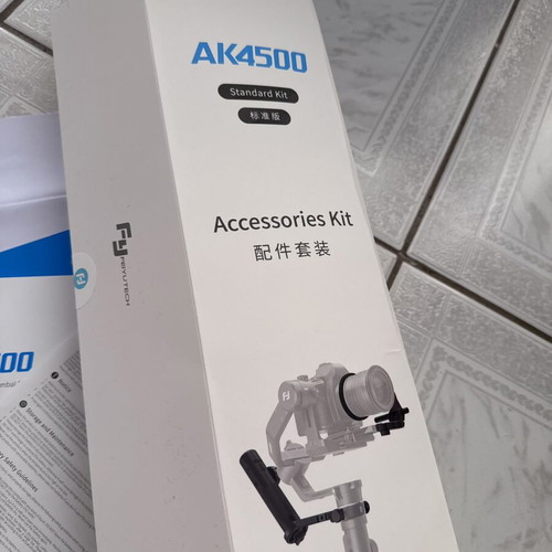 FeiyuTech AK4500 Gimbal like new with Dual Handle Grip