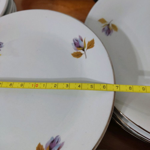 Elke Chalkis collectible plate set 16 pieces like new