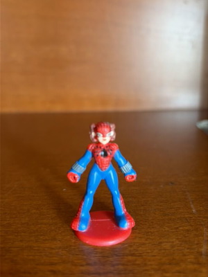 Spiderwoman Kinder Toy 2008 used