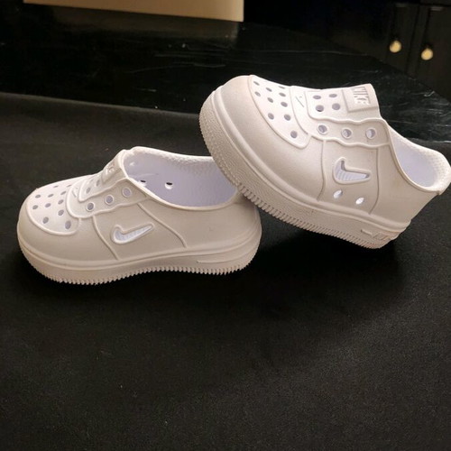 Nike baby shoe 4C like new, 12 cm