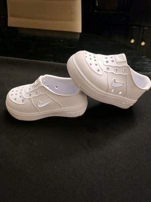 Nike baby shoe 4C like new, 12 cm