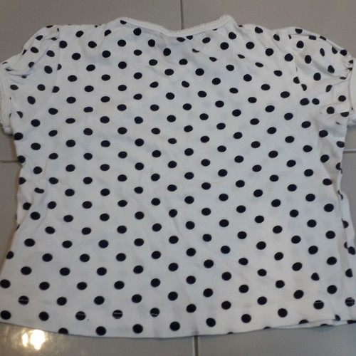 TU t-shirt used for 12-18 months
