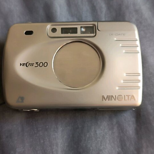 Minolta Vectis 300 APS Compact Camera like new with case
