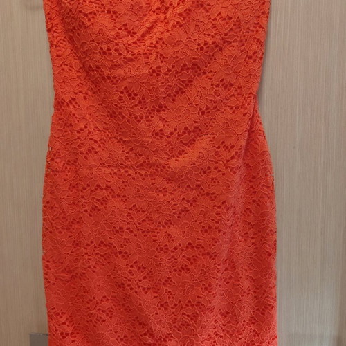 Strapless women's dress coral like new, size Small