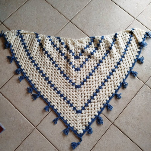 Handmade knitted scarf for girls 3-7 like new