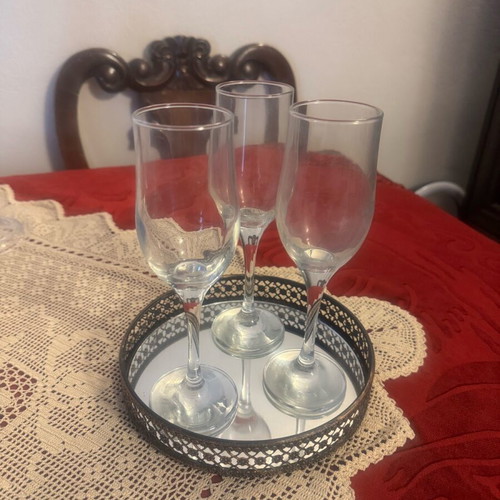 Vintage champagne glasses like new, set of 3