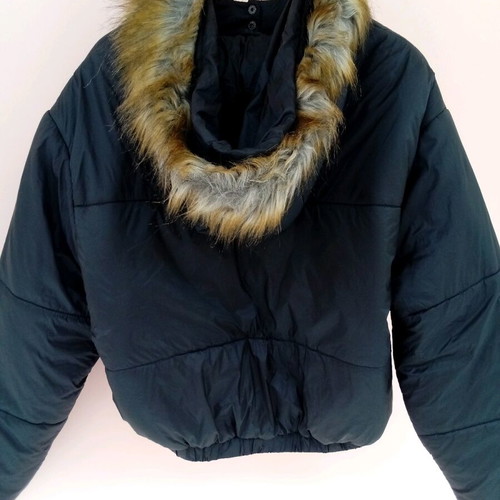 Boohoo women's jacket new with hood, size large, black